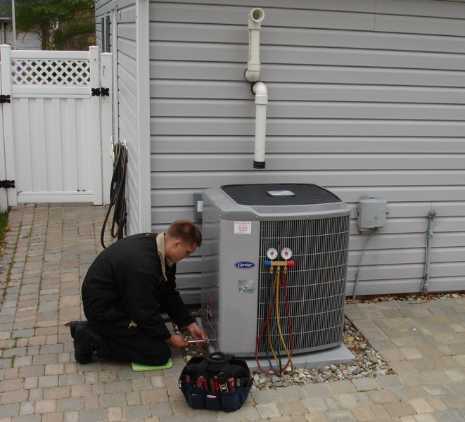 Davidsonville MD heat pump air conditioner repair service.